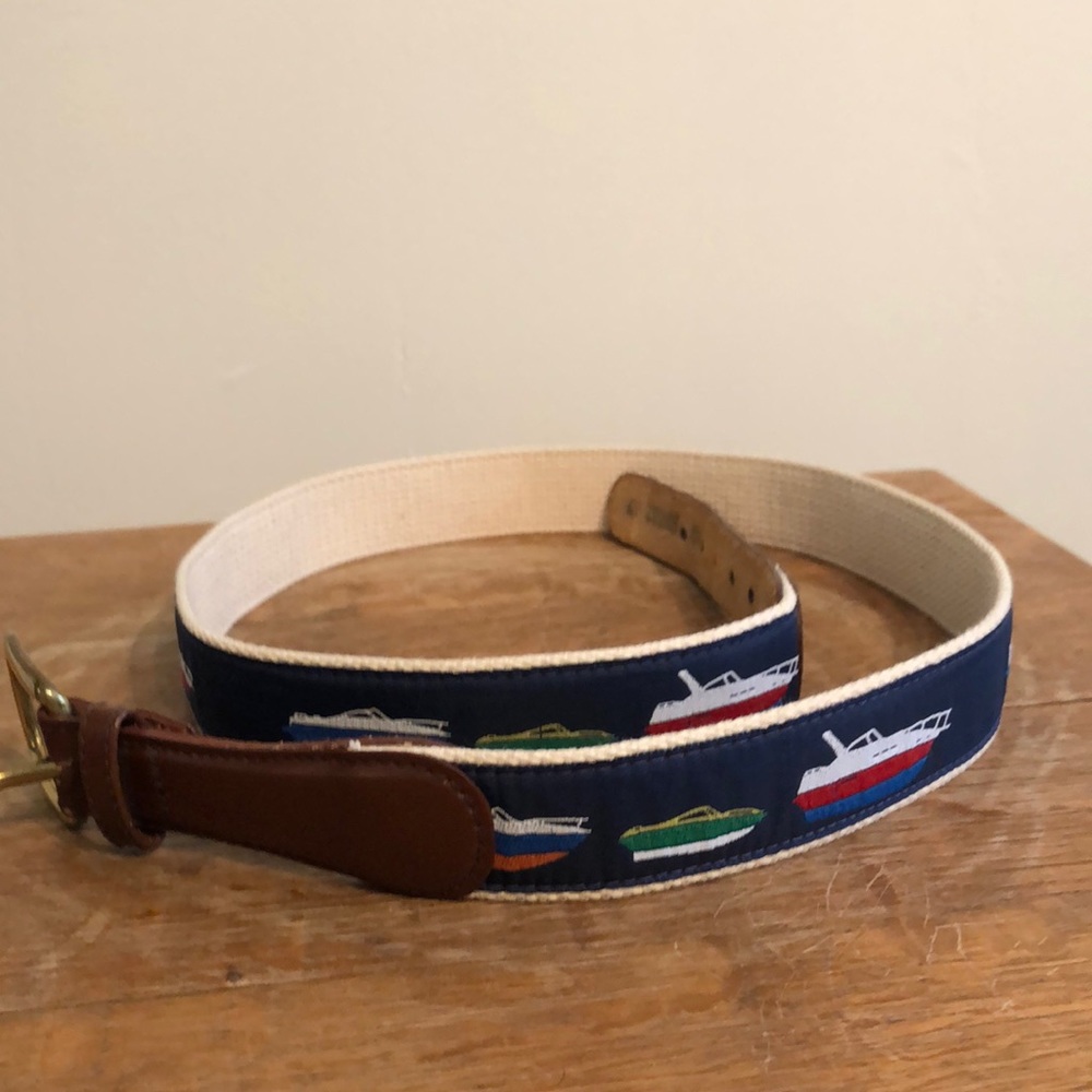 Belt with boats